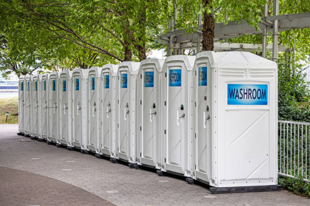 Best Construction site porta potty rental  in Larch Y, WA